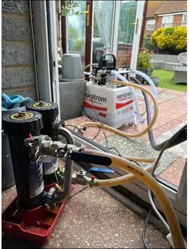 Filter and flushing machine